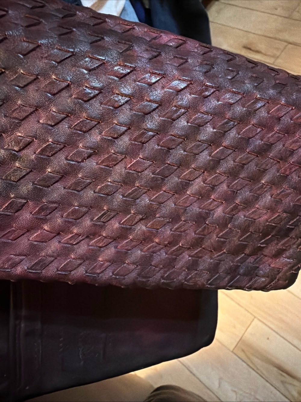 Vera Pelle Italy Burgundy Woven Intrecciato Leather Trifold Wallet